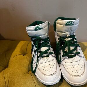 Nike men’s Air White and Green High-Top Sneakers